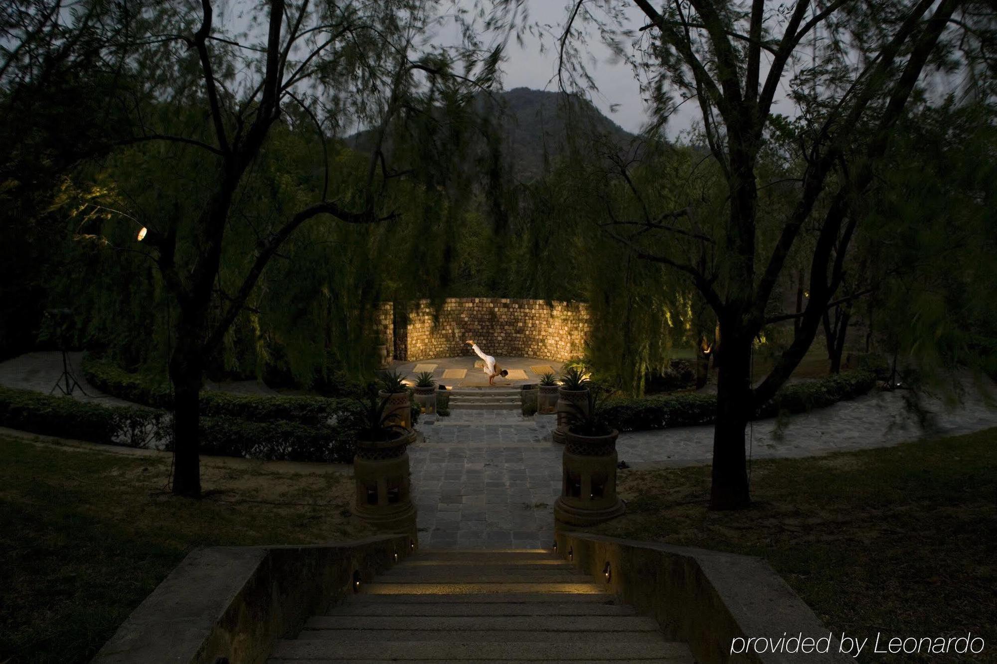 Отель Ananda In The Himalayas Ришикеш Экстерьер фото